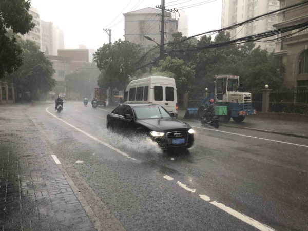 安徽遭遇大暴雨，土壤墑情持續(xù)過多
